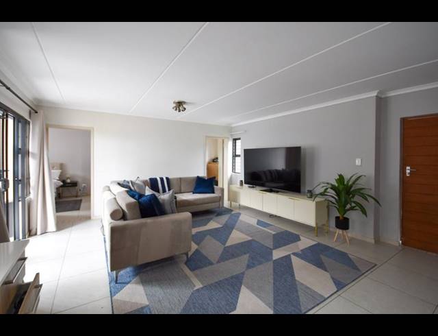 2 BEDROOM APARTMENT FOR SALE IN GOLDEN FIELDS ESTATE